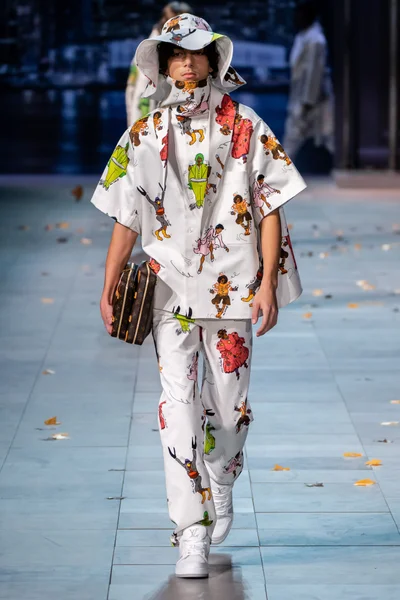Look 42